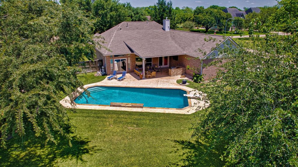 4423 Weston Drive, Fulshear, TX 77441