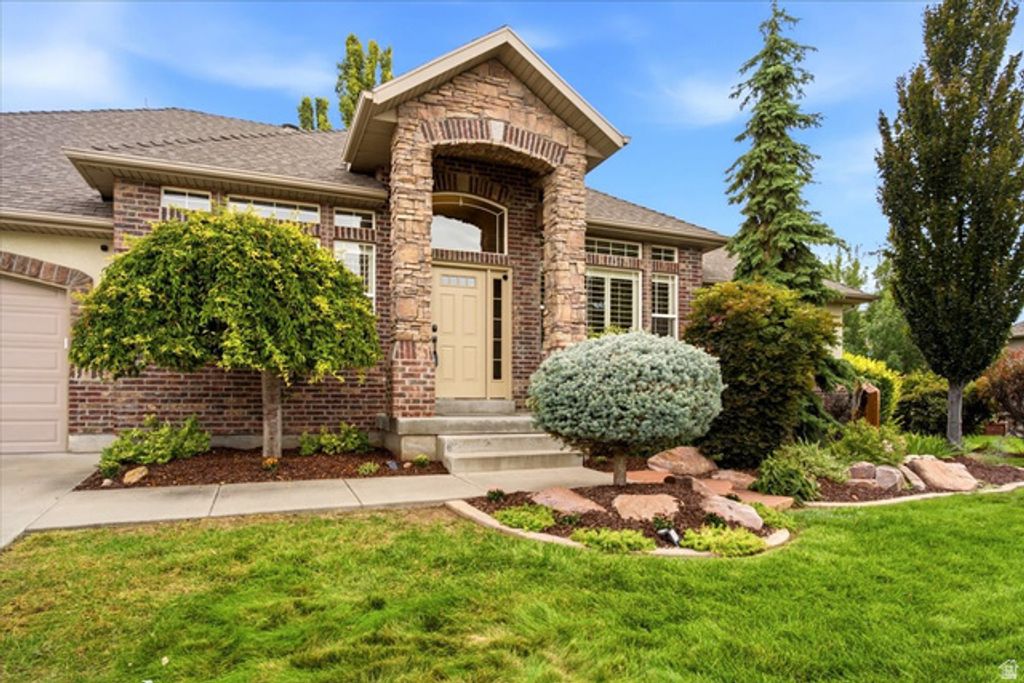 182 N SIERRA WAY, Layton, UT 84041 — photo 4