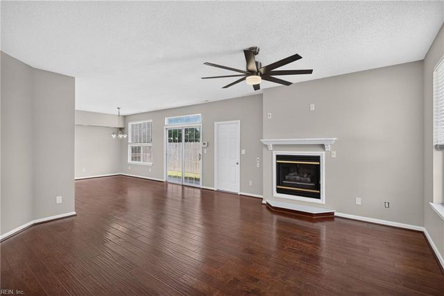 936 Miner DR, Virginia Beach, VA 23462