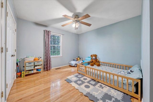 1905 Mount Joy RD, Buchanan, VA 24066