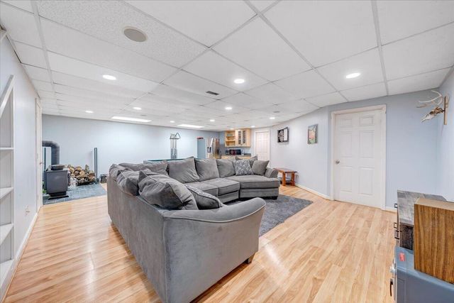 1905 Mount Joy RD, Buchanan, VA 24066