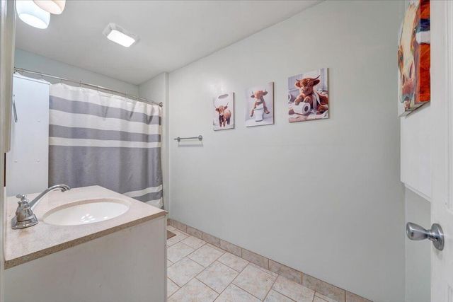 1905 Mount Joy RD, Buchanan, VA 24066