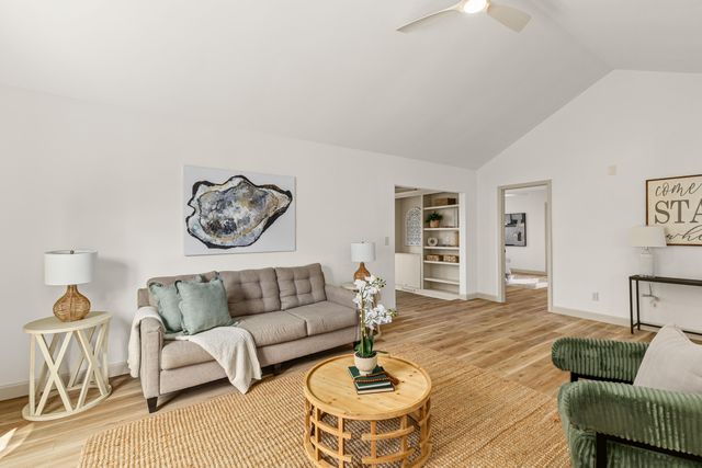 8568 Wagram Lane, North Charleston, SC 29420