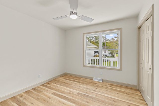 8568 Wagram Lane, North Charleston, SC 29420