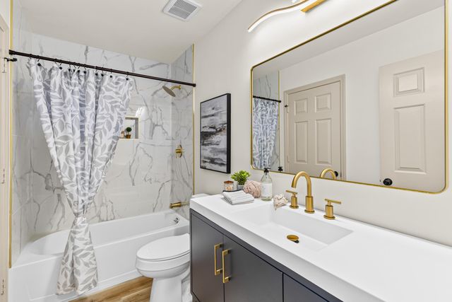 8568 Wagram Lane, North Charleston, SC 29420