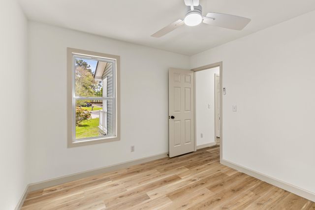 8568 Wagram Lane, North Charleston, SC 29420