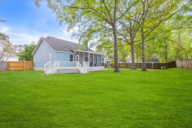 8568 Wagram Lane, North Charleston, SC 29420