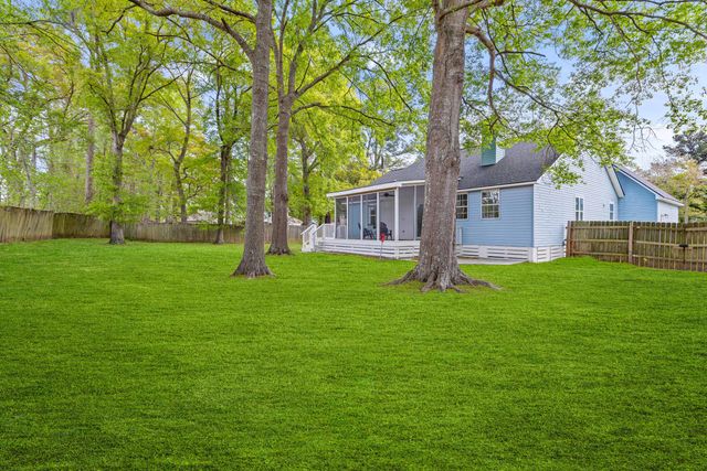 8568 Wagram Lane, North Charleston, SC 29420