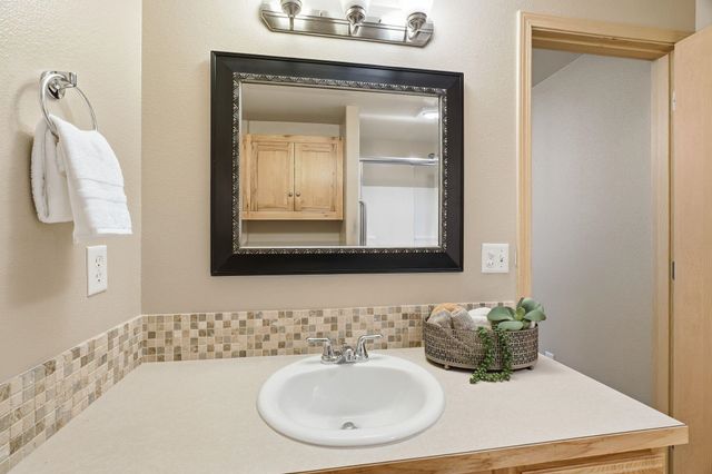 9605 W Spencer Ct, Cheney, WA 99004