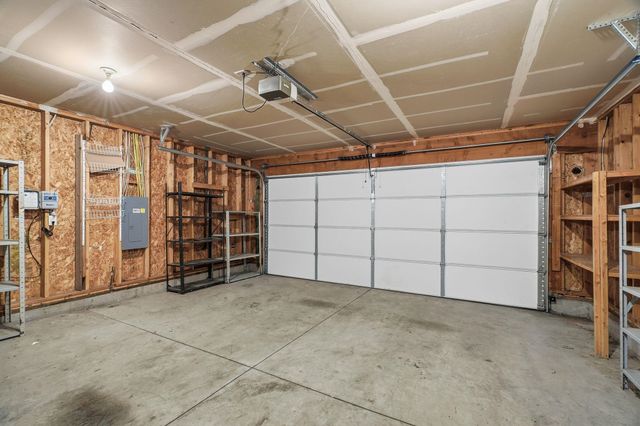 9605 W Spencer Ct, Cheney, WA 99004