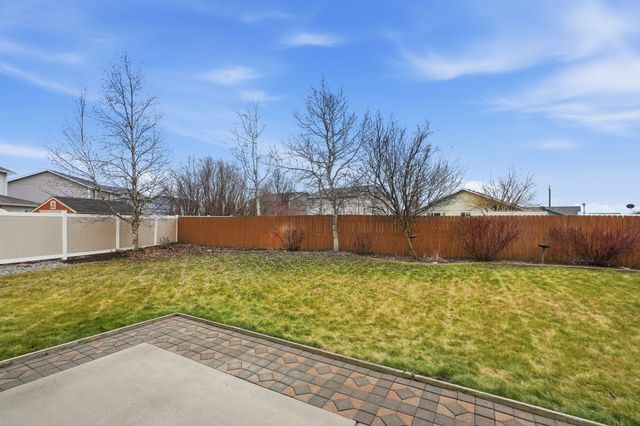 9605 W Spencer Ct, Cheney, WA 99004