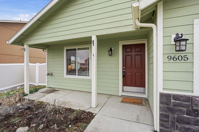9605 W Spencer Ct, Cheney, WA 99004