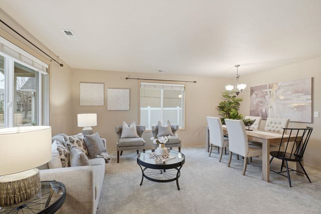 9605 W Spencer Ct, Cheney, WA 99004