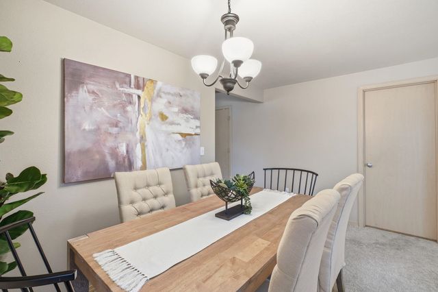 9605 W Spencer Ct, Cheney, WA 99004