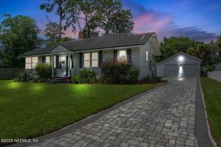 1040 OLD HICKORY Road, Jacksonville, FL 32207