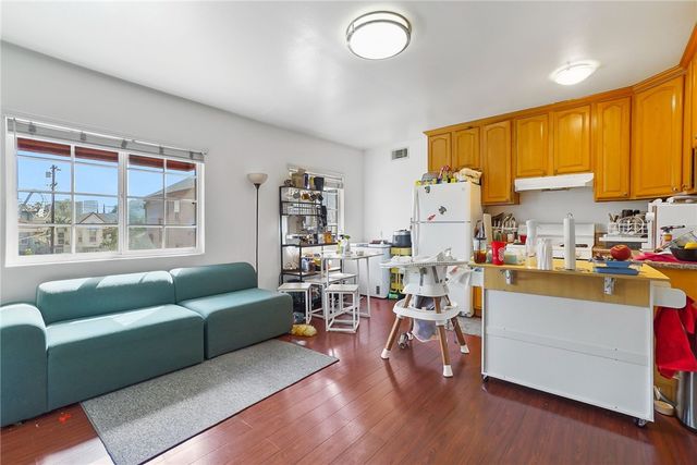 1147 Fedora Street, Los Angeles, CA 90006