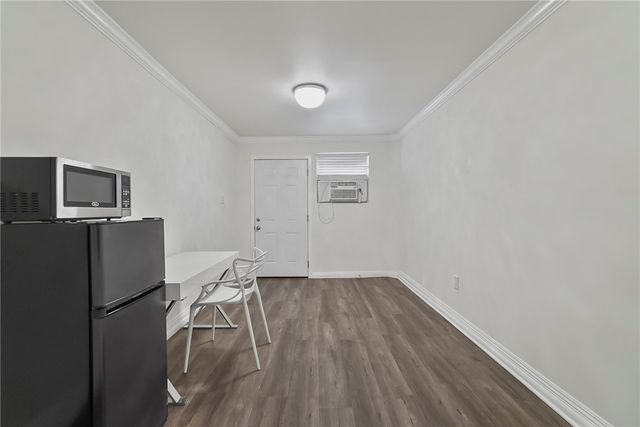 1147 Fedora Street, Los Angeles, CA 90006