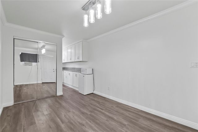 1147 Fedora Street, Los Angeles, CA 90006