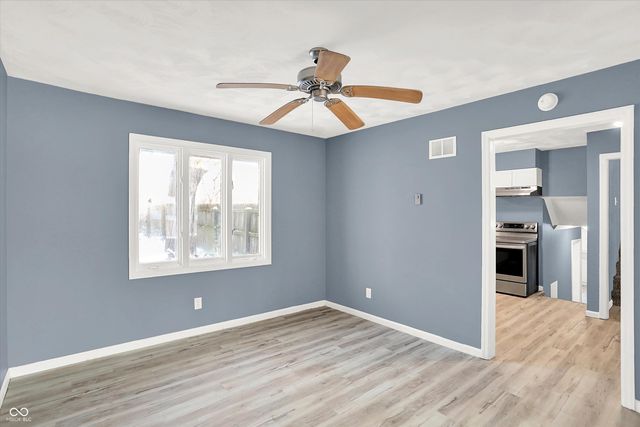 826 Yorkshire Road, Anderson, IN 46012