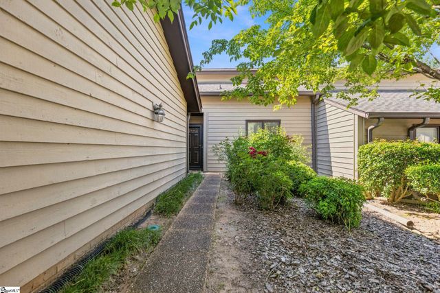 417 Sparrow Hawk Court, Greer, SC 29650