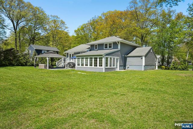 319 James Way, Wyckoff, NJ 07481