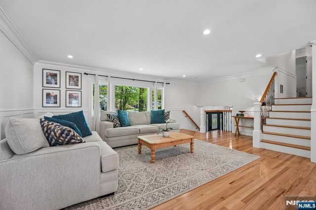 319 James Way, Wyckoff, NJ 07481
