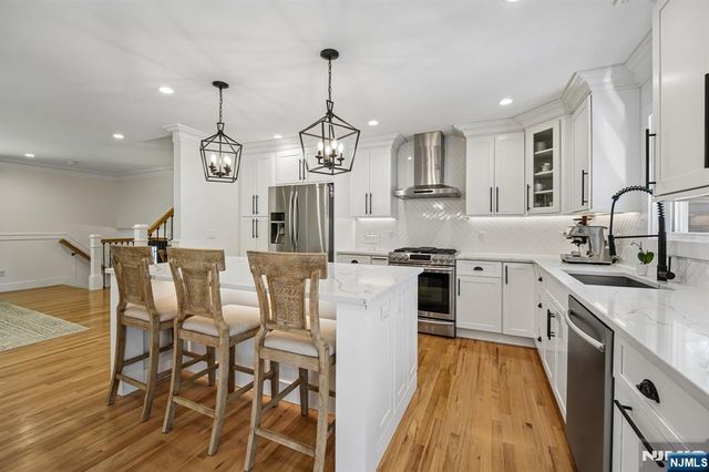 319 James Way, Wyckoff, NJ 07481