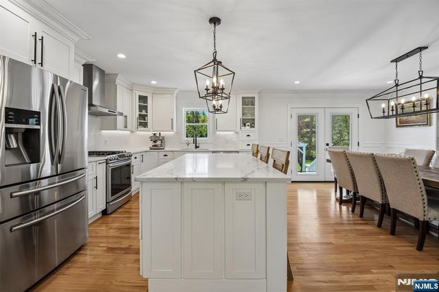 319 James Way, Wyckoff, NJ 07481