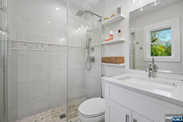319 James Way, Wyckoff, NJ 07481