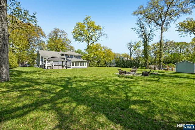 319 James Way, Wyckoff, NJ 07481