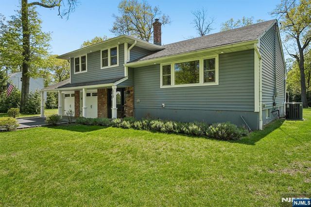 319 James Way, Wyckoff, NJ 07481