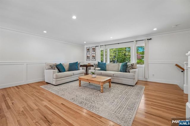 319 James Way, Wyckoff, NJ 07481