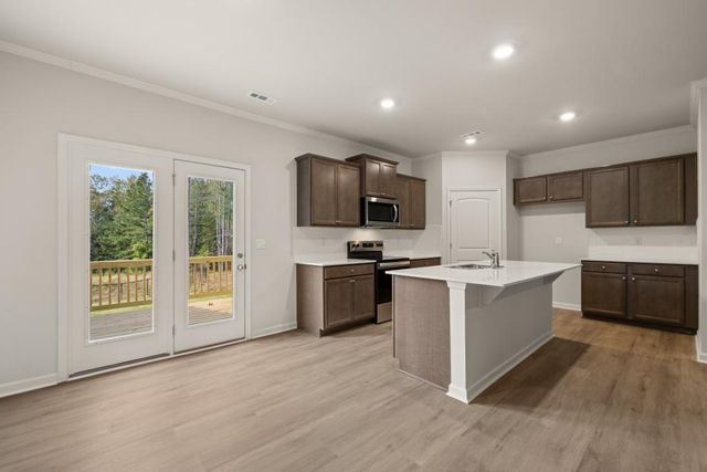 130 Hughes Place Drive, Dawsonville, GA 30534