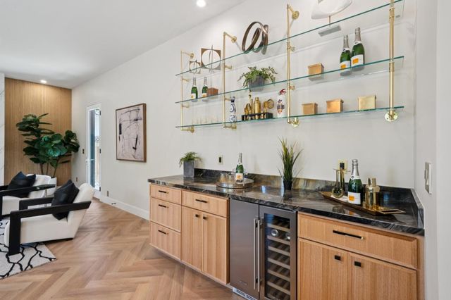 215 Lauella Court, Mountain View, CA 94041