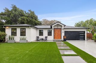 215 Lauella Court, Mountain View, CA 94041