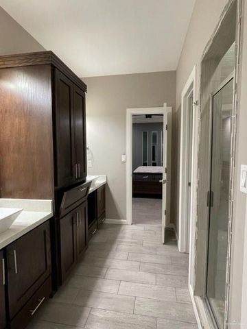 3105 Bobcat Avenue, Edinburg, TX 78542