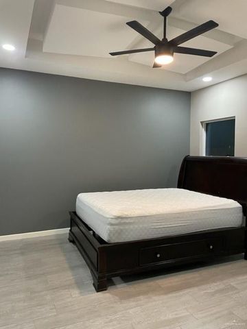 3105 Bobcat Avenue, Edinburg, TX 78542