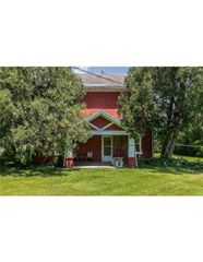 3010 Johnson Avenue NW, Cedar Rapids, IA 52405