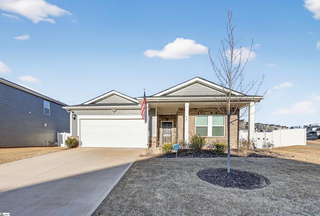 967 Burghley Circle, Greer, SC 29651