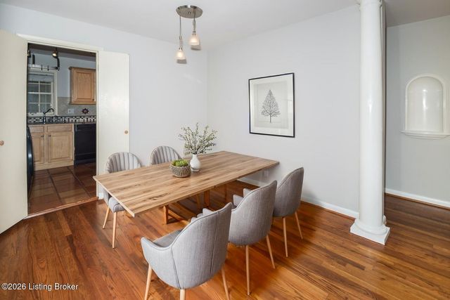 2727 Riedling Dr 8, Louisville, KY 40206