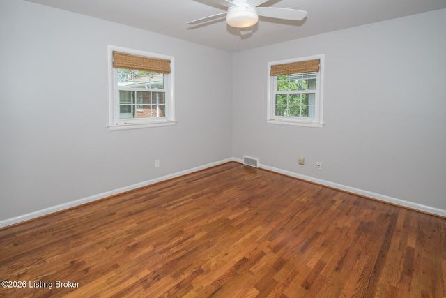 2727 Riedling Dr 8, Louisville, KY 40206