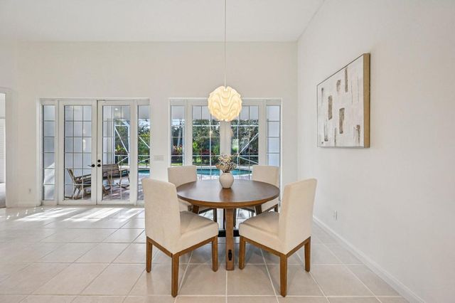 8811 Oldham Way, West Palm Beach, FL 33412