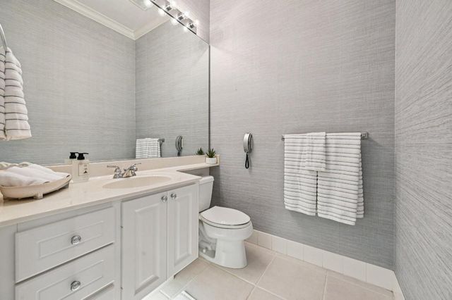 8811 Oldham Way, West Palm Beach, FL 33412