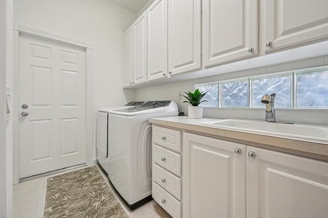 8811 Oldham Way, West Palm Beach, FL 33412