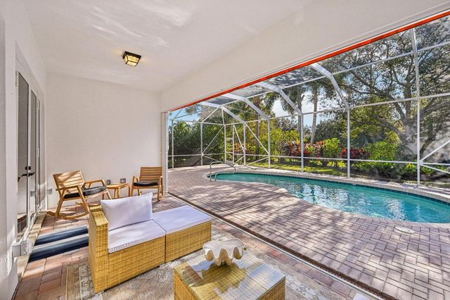 8811 Oldham Way, West Palm Beach, FL 33412