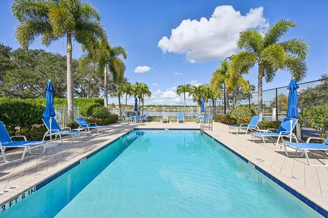 8811 Oldham Way, West Palm Beach, FL 33412