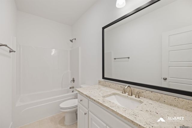 9986 Couret Dr, Baton Rouge, LA 70818