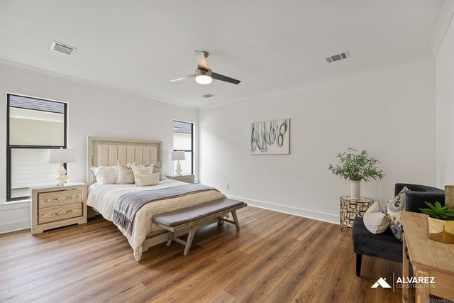 9986 Couret Dr, Baton Rouge, LA 70818