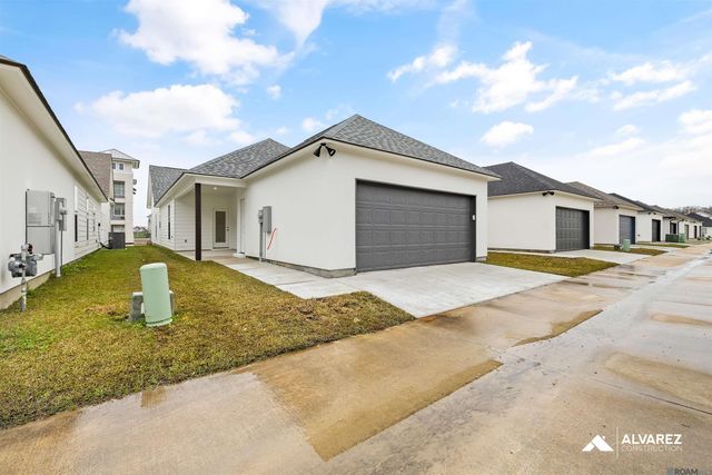 9986 Couret Dr, Baton Rouge, LA 70818