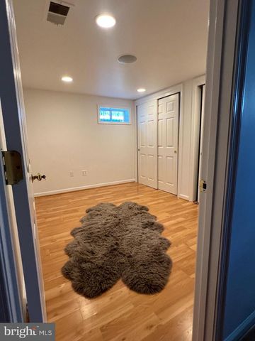 8827 CAMFIELD DR, Alexandria, VA 22308